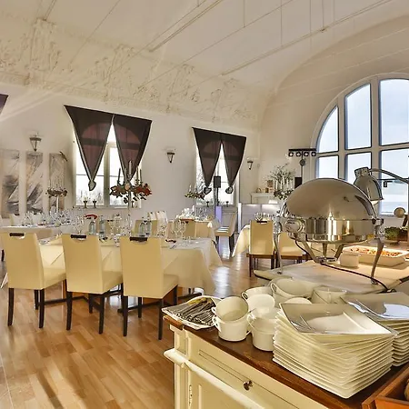 Hotel Hansa-haus 4*