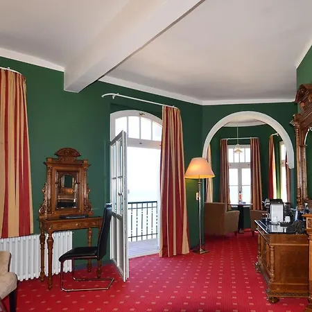 Hansa-haus 4*