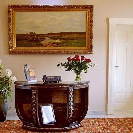 Hotel Hansa-haus 4*